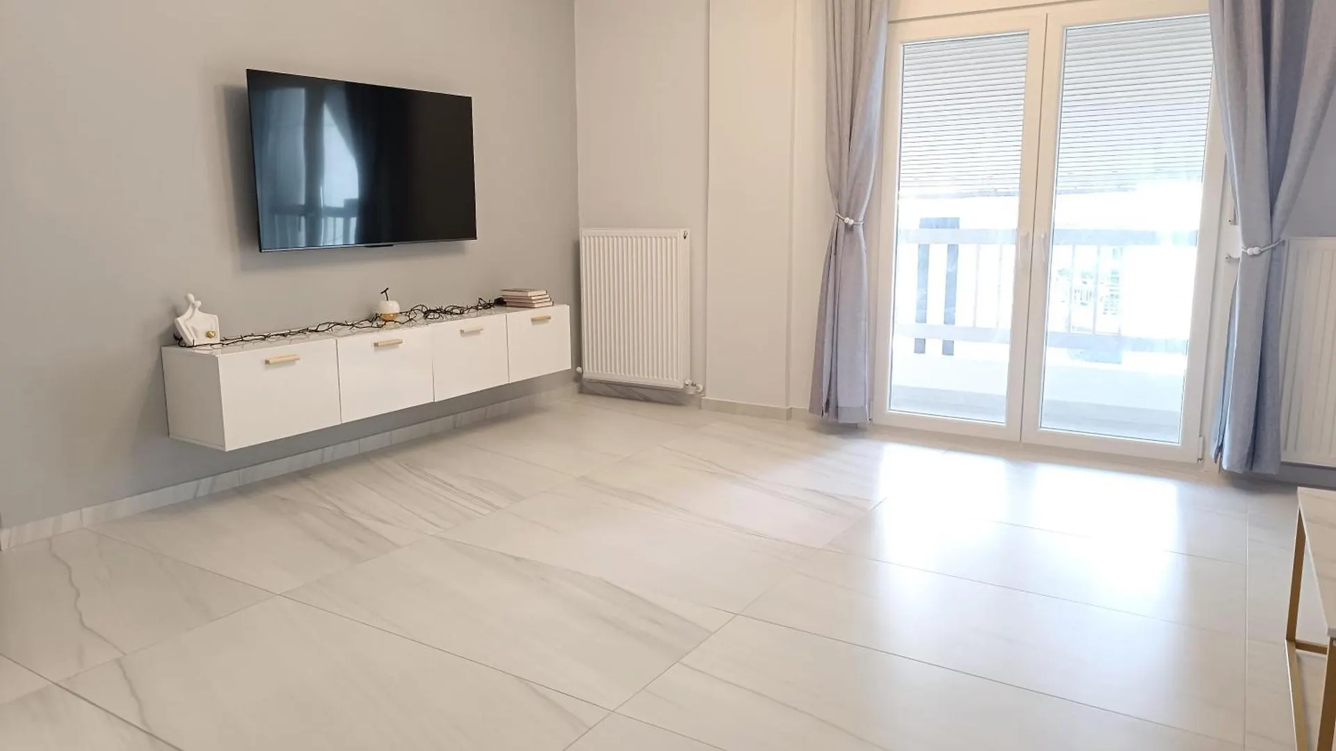 Apartment Comfort Corner 75Sm 100Mbs Thessaloniki Greece